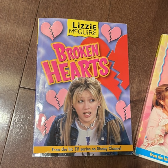 Lizzie McGuire books - Picture 3 of 4